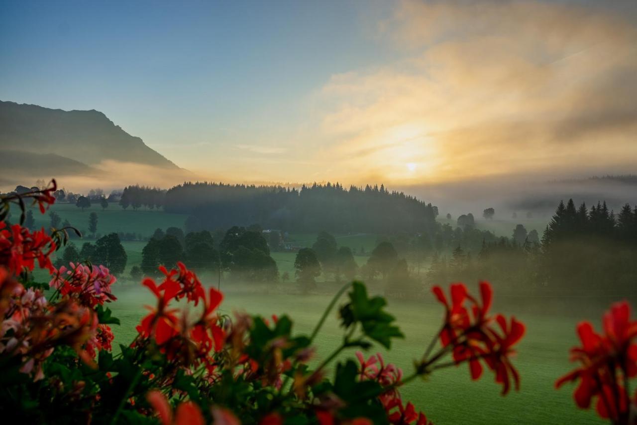 Hotel Tischlbergerhof Ramsau am Dachstein Eksteriør bilde